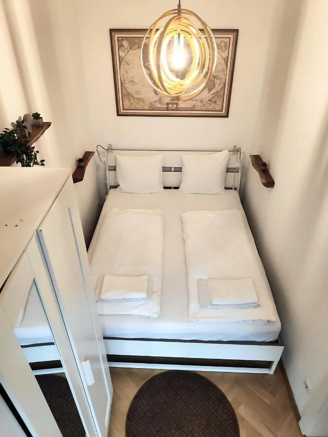 Humboldt Feel Good Apartments Vienna 0*,